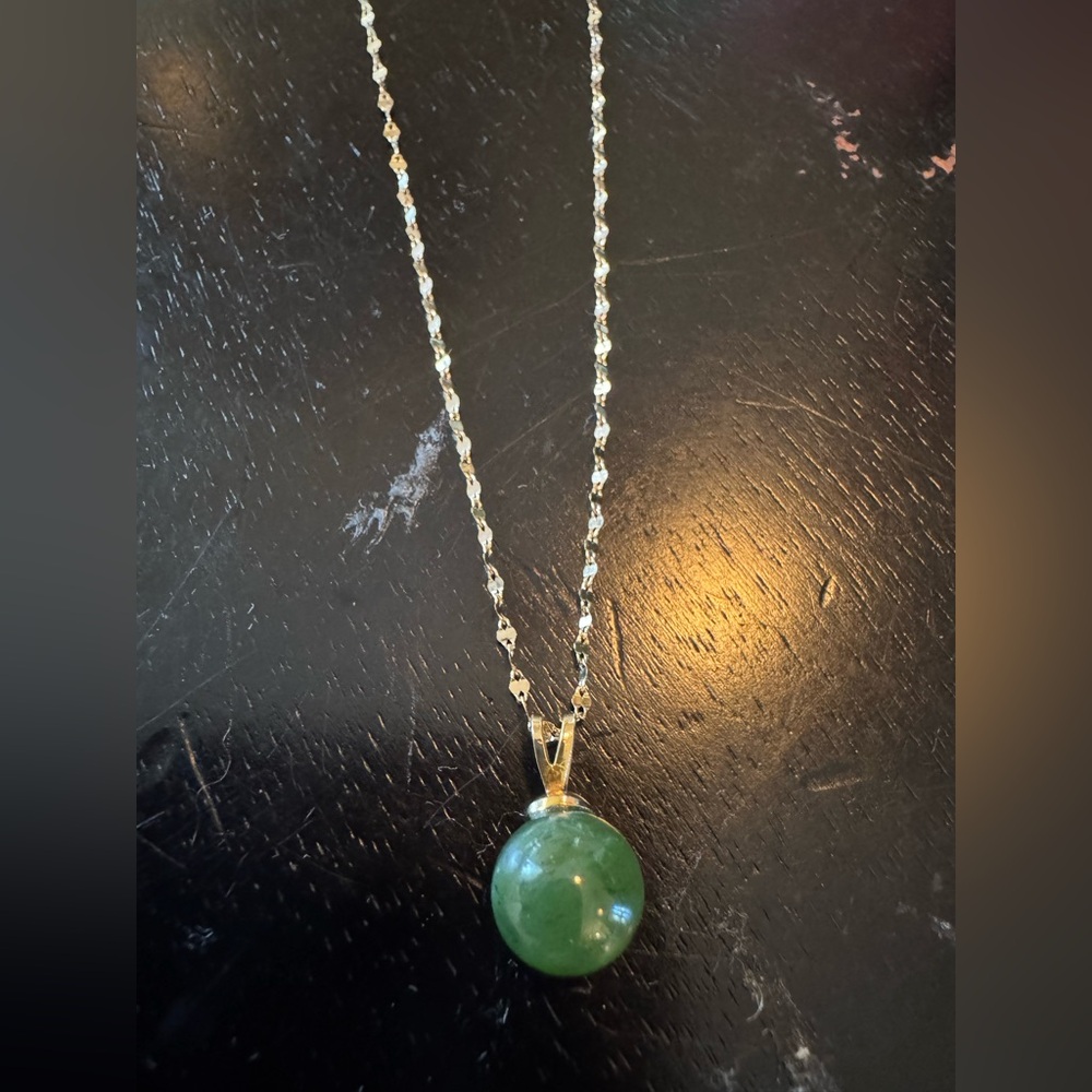10k chain solid real and pendant is real jade gold filled